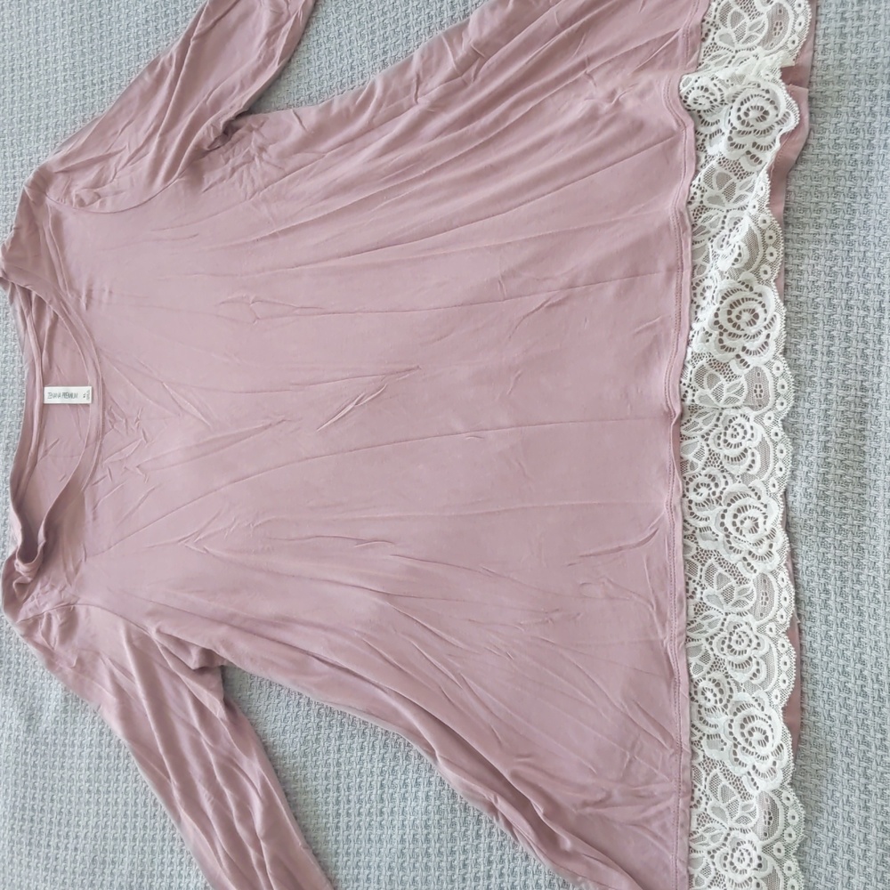 Zenana Outfitters Pink Long Sleeve Top with Lace Hem